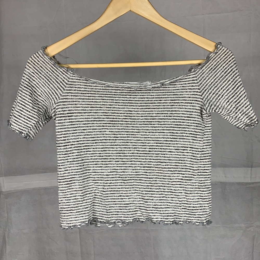 Caution to the wind black Gray striped off Shoulder Crop top - Picture 7 of 8